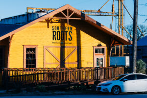 waxahachie Roots - Texas Hotel and Lodging Southern Roots Brewery for beer and pizza